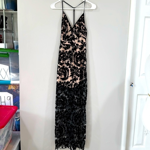 NWT NBD REVOLVE black lace sexy backless maxi dress - Picture 2 of 10